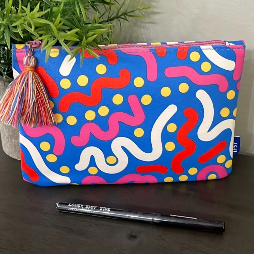 Lower East Side Cream Lip Liner 🌿🆕🌿 CITY LIGHTS & New Ipsy Bag